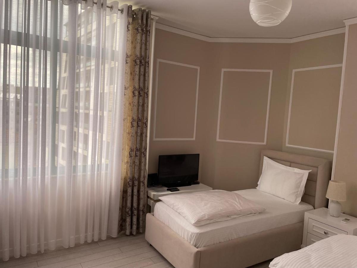 Apartment Sun Tower-center Of Tirana